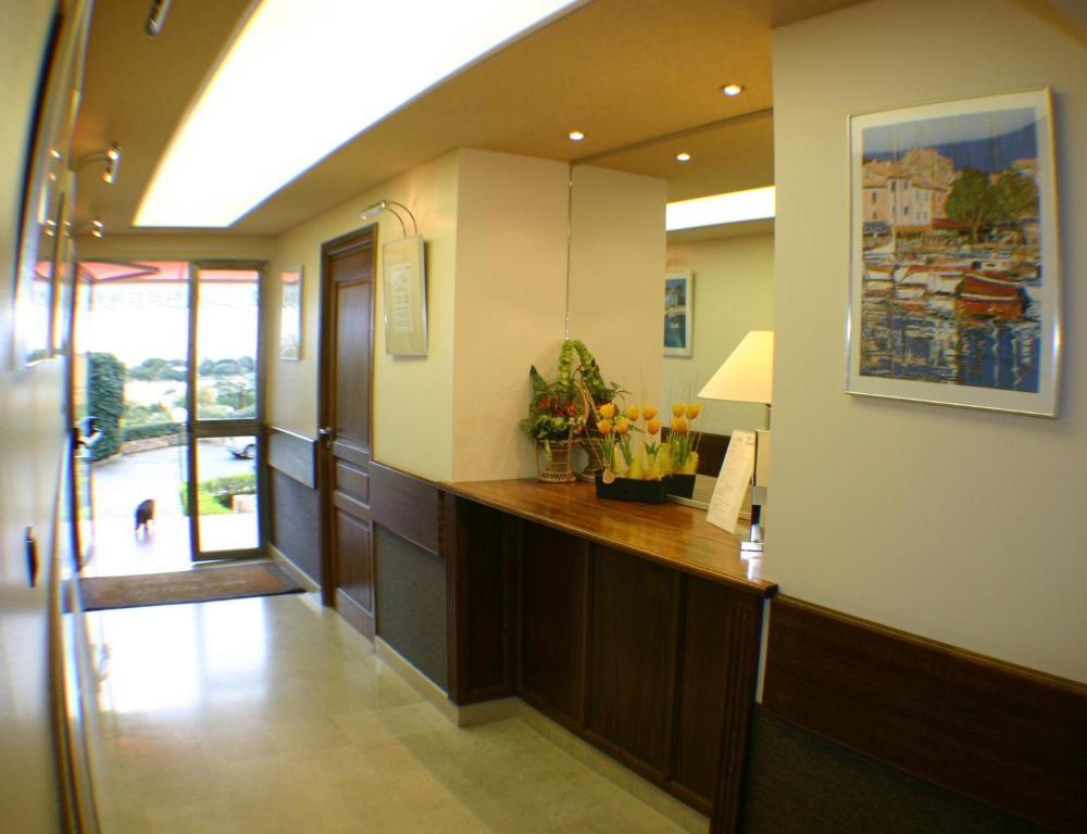 Residence Hoteliere Scudo Ajaccio  Exterior photo