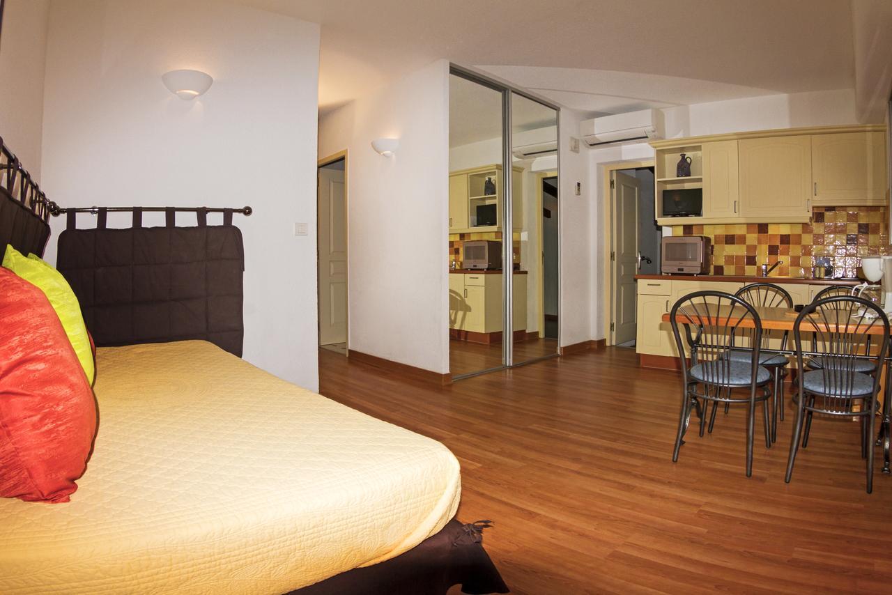Residence Hoteliere Scudo Ajaccio  Exterior photo